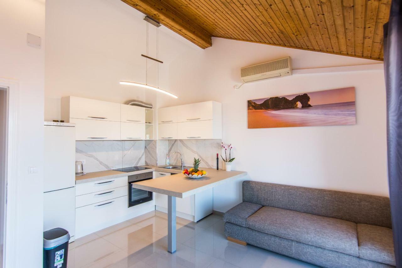 Cirjak Apartments Biograd Na Moru Ngoại thất bức ảnh